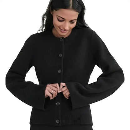 Georgina – Damen Strickjacke mit feinen Ärmeln und Knopfleiste