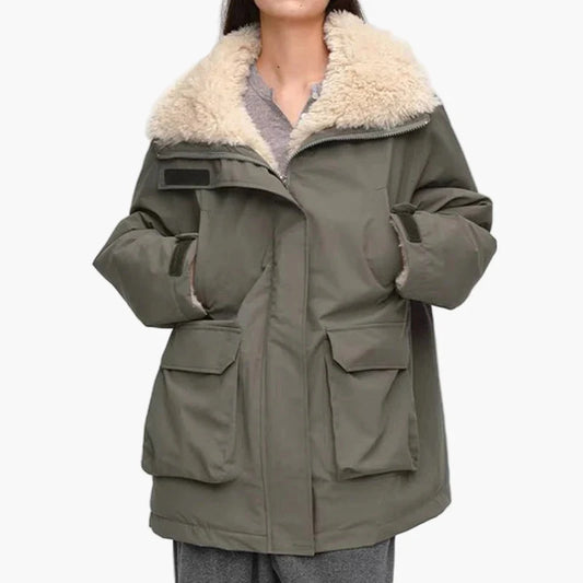 Damen Winter Parka mit Teddykragen – Lässiger Outdoor Mantel für kalte Tage