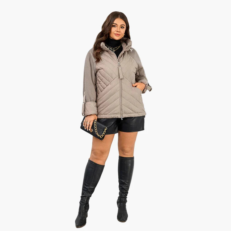 Damen Oversize Steppjacke mit Kapuze – Modischer Herbst Winter Look, Plus Size, City & Freizeit