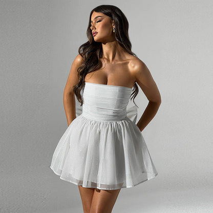 Rose – Spitzenkleid mit Rückenschleife für den Sommer