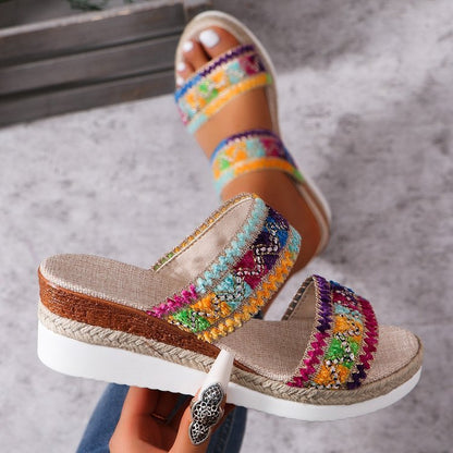 Robyn – Wellenmuster Woven Sandalen im Sommer, lässige ethnische Stil Riemchenschuhe mit Leinenboden und breiten Keilriemen für Frauen