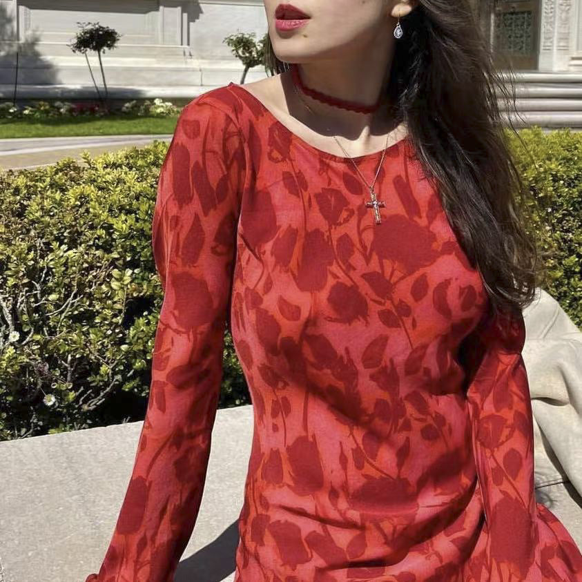 Heather – Langärmliges Chiffonkleid mit tailliertem Schnitt
