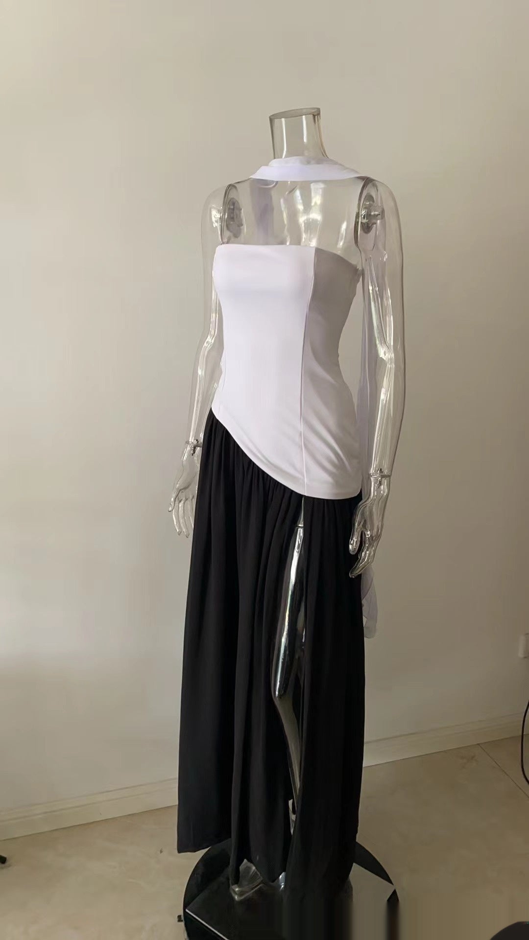 Damen Abendkleid Elegant Asymmetrisch mit Schlitz – Modernes Maxikleid für besondere Anlässe