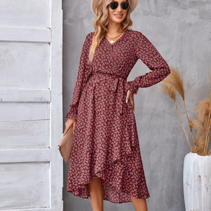 Amy – Langärmliges Kleid mit Blumenmuster und Rüschendetails