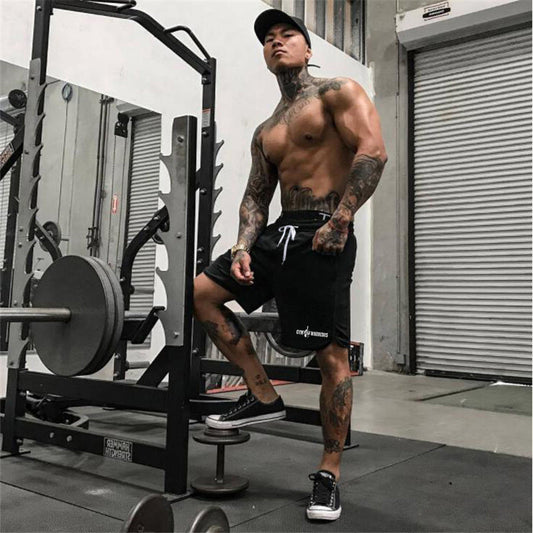 Kenneth – Schnelltrocknende Fitnessshorts aus Netz für Männer