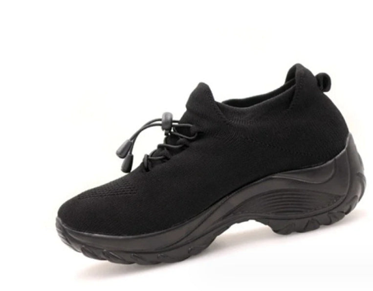 Damen Komfort-Sneaker mit Slip-On-Design für Alltag und Freizeit