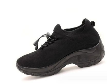 Damen Komfort-Sneaker mit Slip-On-Design für Alltag und Freizeit