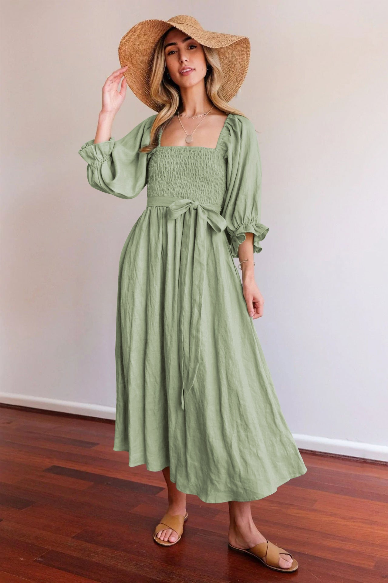 Kate – Rüschiges Damenkleid mit Kordelzug