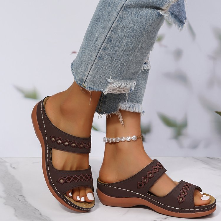Margaret – Neue Einwort Hausschuhe für Damen mit Muffin-Plattform