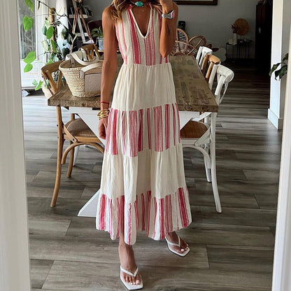 Joanne – Gestreiftes Midikleid mit V-Ausschnitt und ärmellos