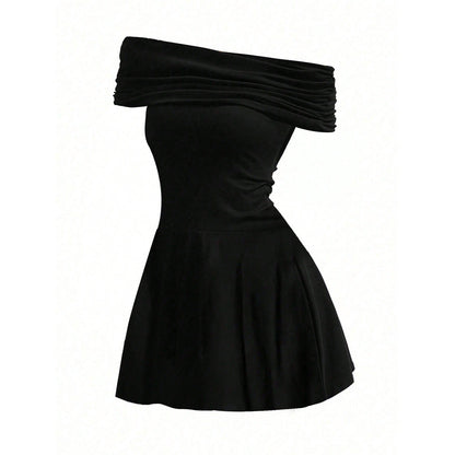 Victoria – Off-Shoulder Kleid mit hohem Taillenrock