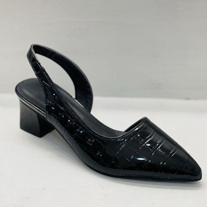 Deborah – Retro Plus Size Spitzenschuh mit mittelhohem Absatz und geschlossenem Zehenbereich