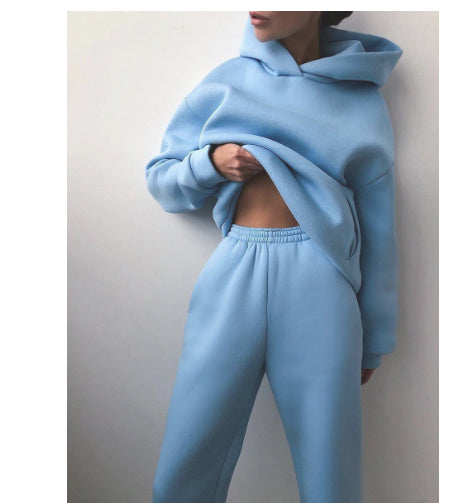 Jenny – Sportanzug mit Kapuze für Damen