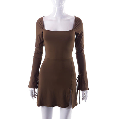 Joy – Langärmliges Kleid mit quadratischem Ausschnitt und kurzem Rockdesign für Damen