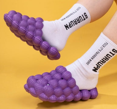 Julia – Modische Massage-Badeschuhe für Zuhause