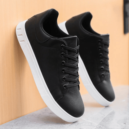 Herren Sneaker – Eleganter Freizeitschuh im modernen Stil für Alltag & Business