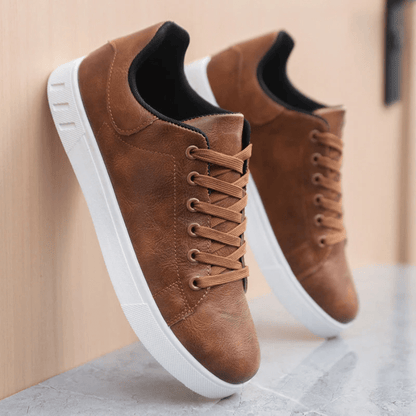 Herren Sneaker – Eleganter Freizeitschuh im modernen Stil für Alltag & Business