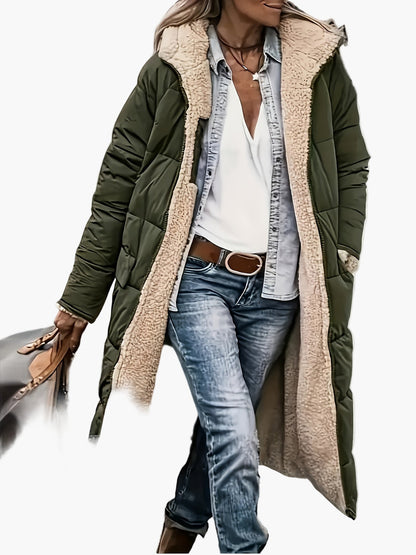 Damen Lange Steppjacke mit Kapuze und Teddyfutter – Modische Winterjacke für Alltag und Reisen
