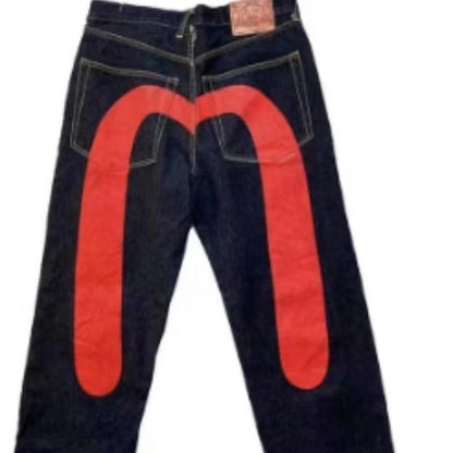 Ruth – Lockere Damenjeans mit klassischem Druck