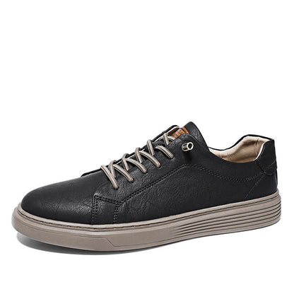 Clifford – Niedrig geschnittene Herrenschuhe aus zweilagigem veganem Leder