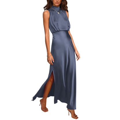 Judith – Satin-Kleid mit Stehkragen
