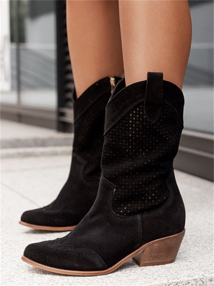Claire – Niedrig geschnittene Stiefel aus veganem Wildleder mit mittelhohem Absatz