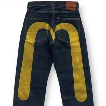 Ruth – Lockere Damenjeans mit klassischem Druck