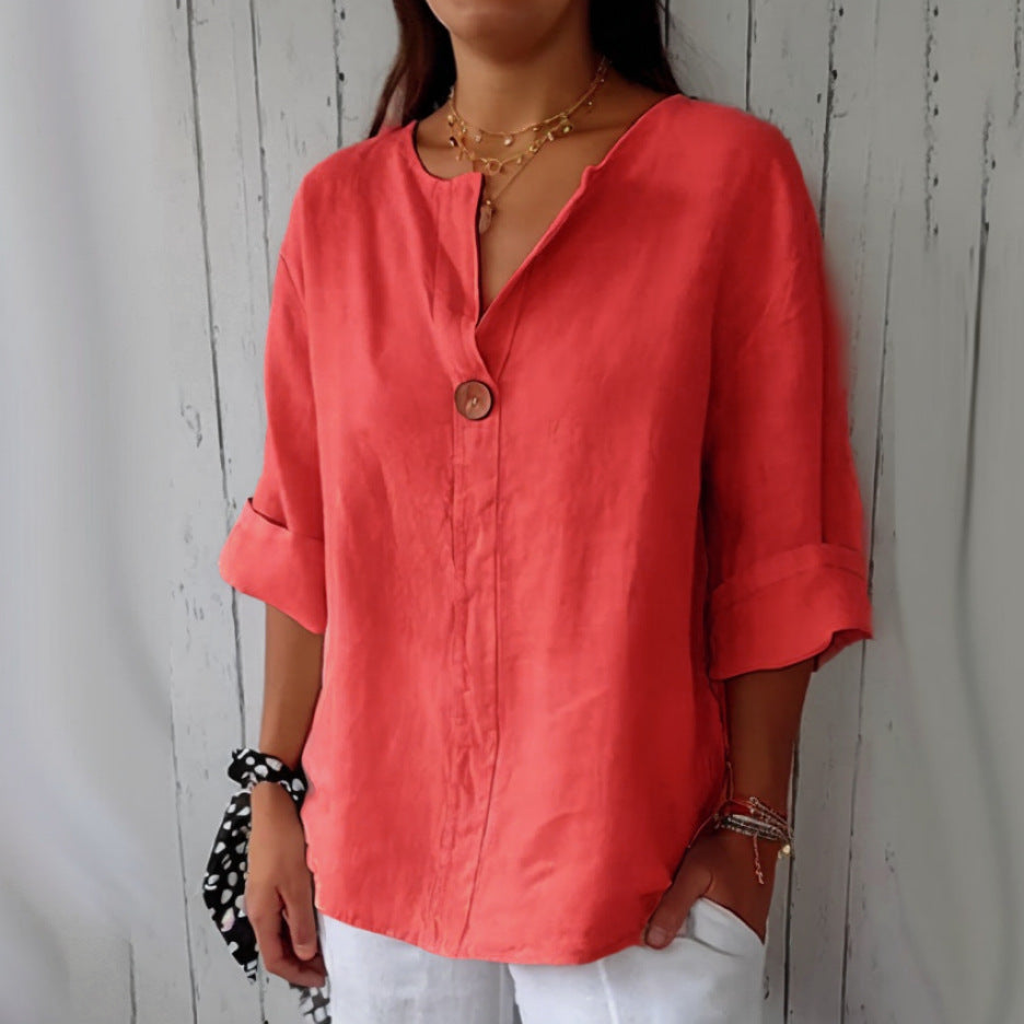 Rose – Lockere Damen T-Shirt mit V-Ausschnitt aus Baumwolle und Leinen mit Knopf