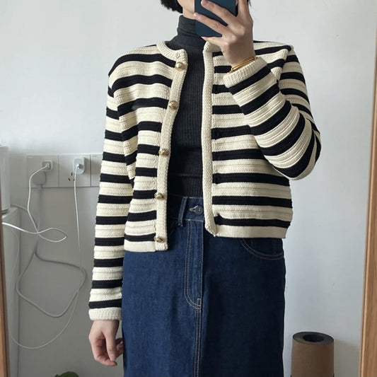 Shannon – Schlanker Damen-Strickcardigan mit Streifenmuster