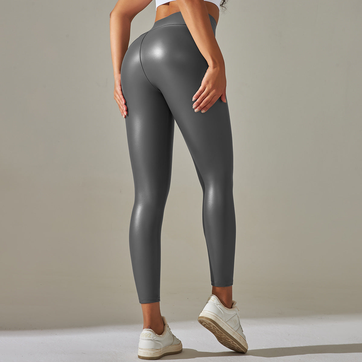 Fiona – Sexy Vegane Leder Skinny Pants in Übergröße für Sport mit Hoher Taille