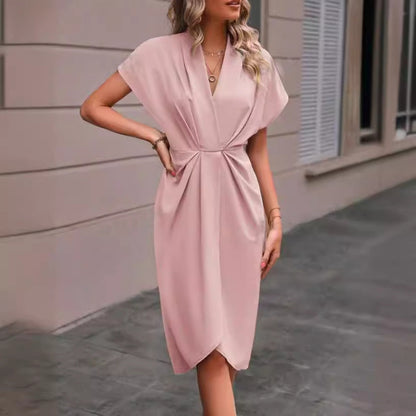 Kathleen – Modisches Sommerkleid mit Fledermausärmeln und V-Ausschnitt