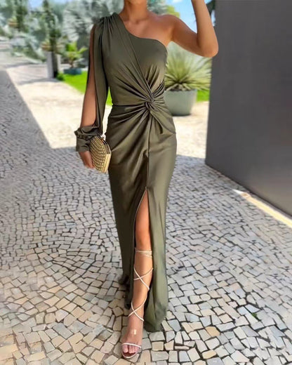 Brenda – Schlankes Kleid mit Diagonalem Schulterknoten