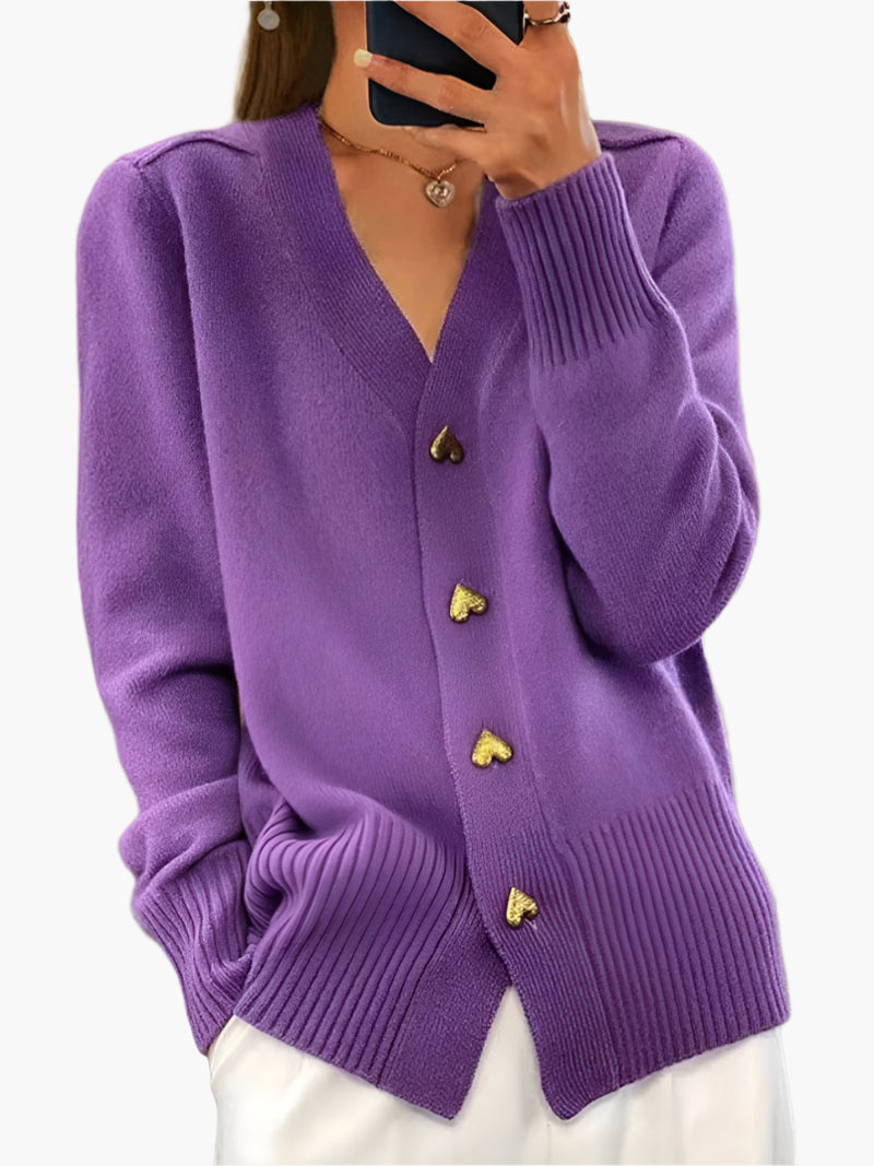 Damen Cardigan mit Herzknöpfen – Eleganter Strickpullover für Herbst und Winter